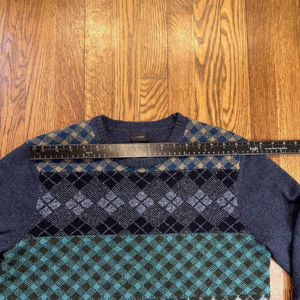 J Crew 100% LambsWool Crewneck Sweater Men's Medium Blue Argyle Diamond Preppy - Picture 3 of 10